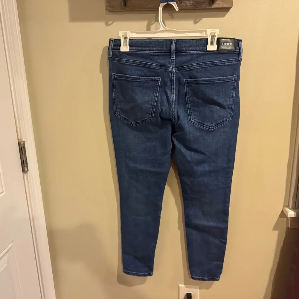 Express Women’s Skinny Midrise Jeans Size 10 Short